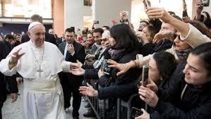 Papa Bergoglio in viaggio verso Panama  preoccupato per il fenomeno migratorio