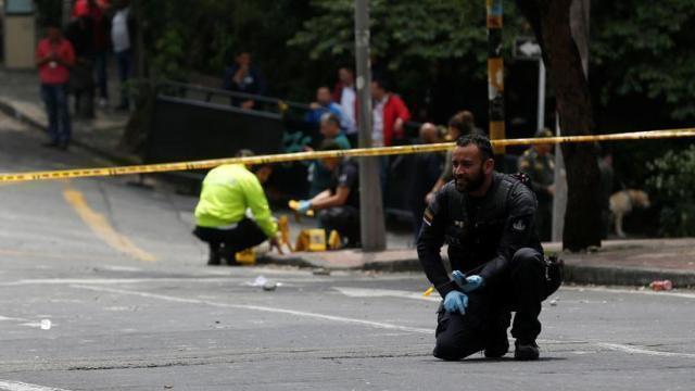 Un cantante colombiano mata al atracador que asesinó a su esposa en un asalto callejero