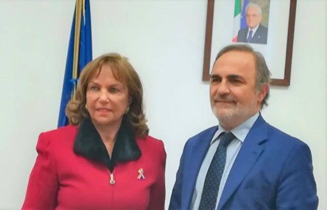 Sottosegretario Merlo riceve Peggy Cabral, Ambasciatrice della RD a Roma