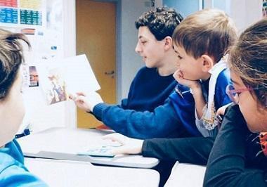 Riaprono le scuole a Londra: insegnanti e genitori italiani si organizzano