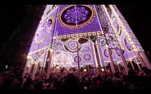 [VIDEO] Il barese Gianfranco Paulicelli con Namaste Europa hanno illuminato il Natale di Singapore