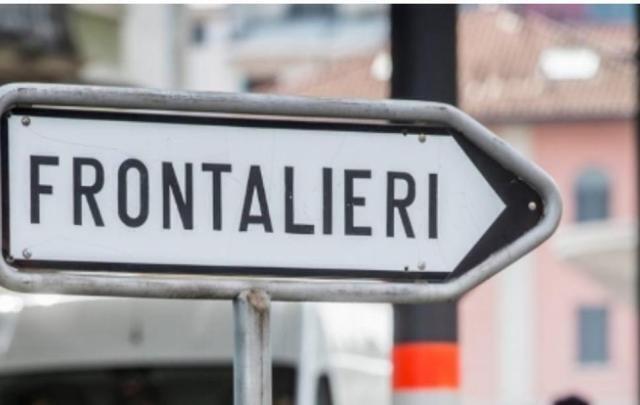 Stop treni Italia-Svizzera:la regione lombarda chiede l’intervento del governo per i frontalieri