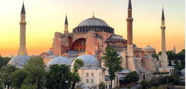 Istanbul:sultanahmet meydani