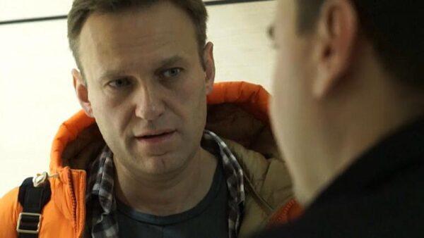 La Russia mette al bando le organizzazioni di Navalny: “Estremiste”