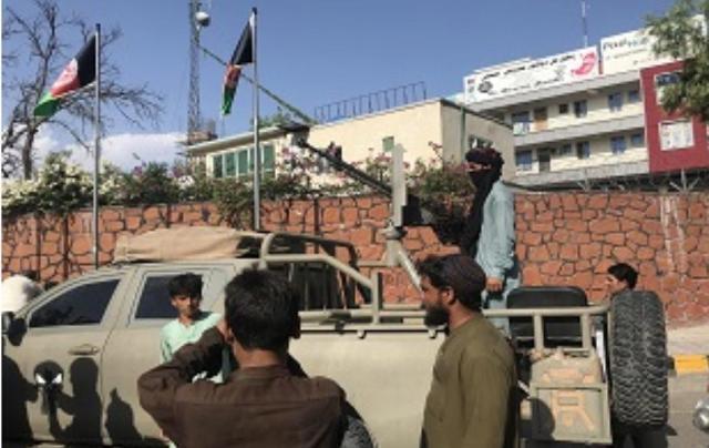 Afghanistan: i talebani hanno preso Kabul