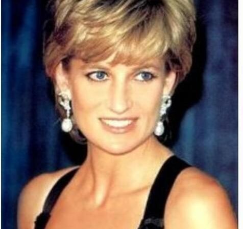 A Parigi muore Lady Diana