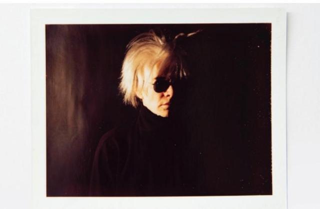 “Instant Warhol”: alla Calabro Gallery di Milano l’occhio dell’artista attraverso l’obiettivo