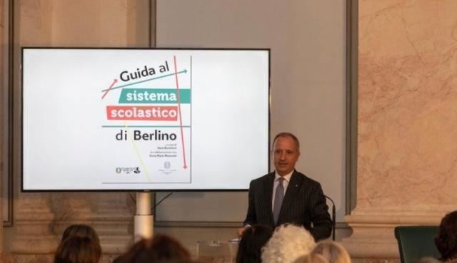 Berlino: l’ambasciatore Varricchio presenta la guida al sistema scolastico locale