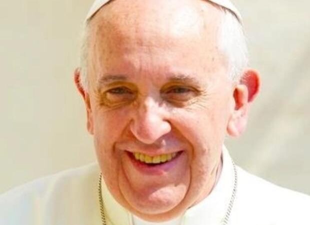 Papa Francesco rende omaggio agli organizzatori della conferenza “Media contro l’odio”