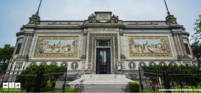 Lima: l’ambasciatore Curcio inaugura la nuova illuminazione del Museo italiano