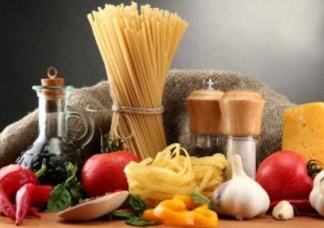 “Crimini” contro la cucina italiana nel mondo: il nuovo sondaggio internazionale di YouGov