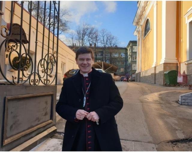 Ucraina, il Vescovo di Kiev: “Nessuno giochi con il paese”