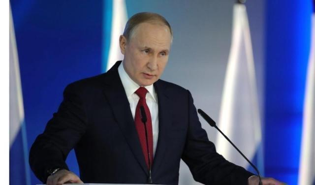 Ucraina, Biden disposto a incontrare Putin se non ordinerà l’invasione