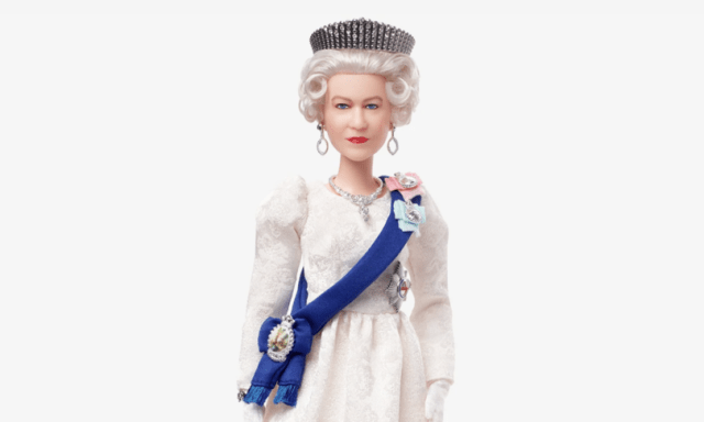 La Regina Elisabetta ha la ‘sua’ Barbie