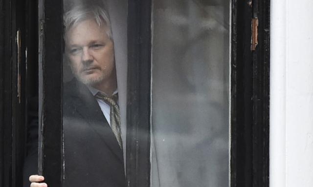 Sarà il governo britannico ad avere l’ultima parola sull’estradizione negli Usa di Assange