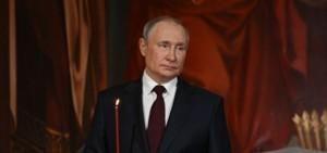 Putin partecipa alla Messa Pasquale al Cristo Salvatore di Mosca