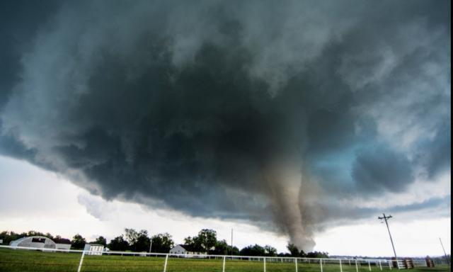 I tornado hanno fatto gravi danni in Oklahoma e Texas