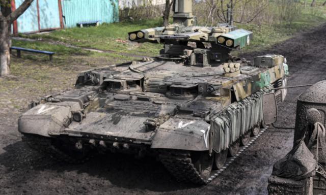 La Russia usa i super carri armati Terminator