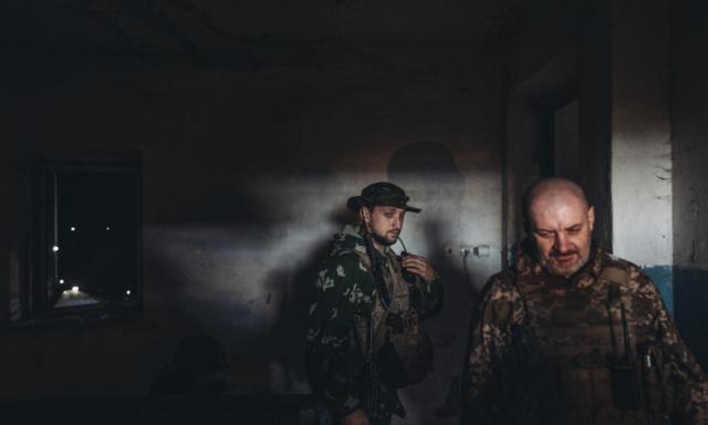 Russi attaccano in Donbass ma perdono forze
