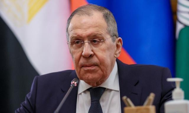 È bufera dopo l’intervento di Lavrov, la Ue invita i media a vigilare e a non incitare alla violenza
