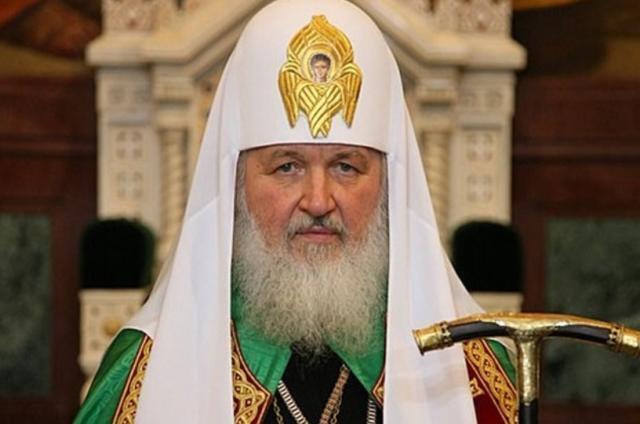 Zelensky apre alla pace, il patriarca Kirill benedice la guerra
