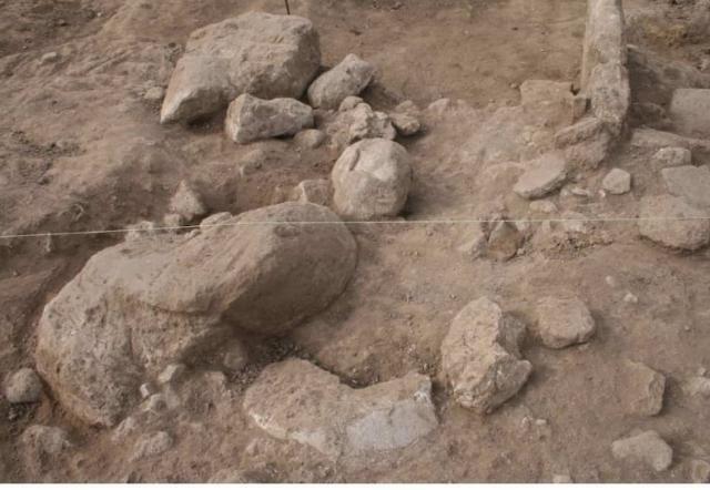 Dagli scavi di Mont’e Prama emergono altri due Giganti, Franceschini: “Scoperta eccezionale”