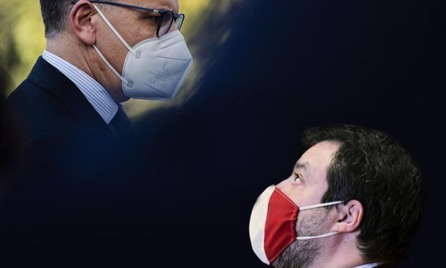 Duello a distanza tra Salvini e Letta sul fisco