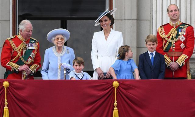 Elisabetta II festeggia i 70 anni di regno