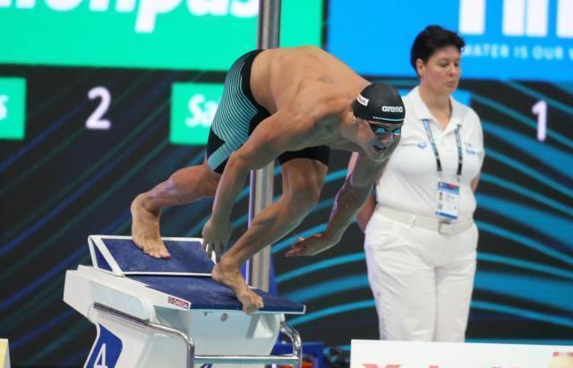 Martinenghi sfiora il bis ai Mondiali di nuoto: è argento nei 50 rana
