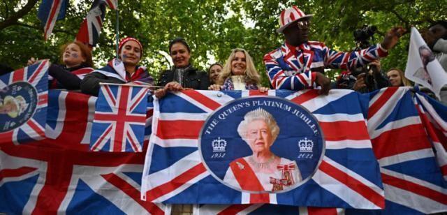 La grande festa per i 70 anni di regno di Elisabetta II