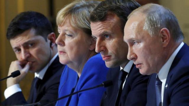 Merkel: nessun ripensamento sulla Russia, giusto tentare strada diplomazia 