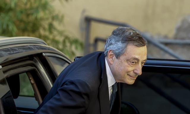 Sfogliamondo: la caduta del governo Draghi