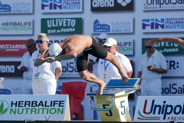 Italia d’argento nella staffetta 4×200 agli Europei di nuoto
