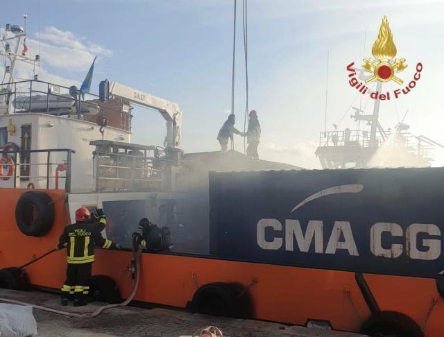 Scoppio al porto di Crotone, tre morti e due feriti