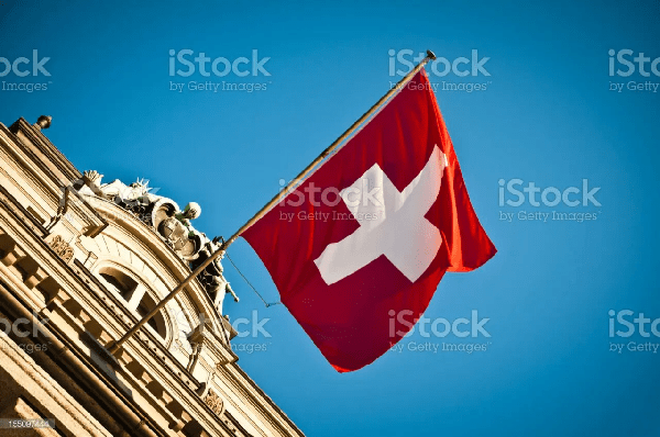 La Svizzera ha svoltato a destra