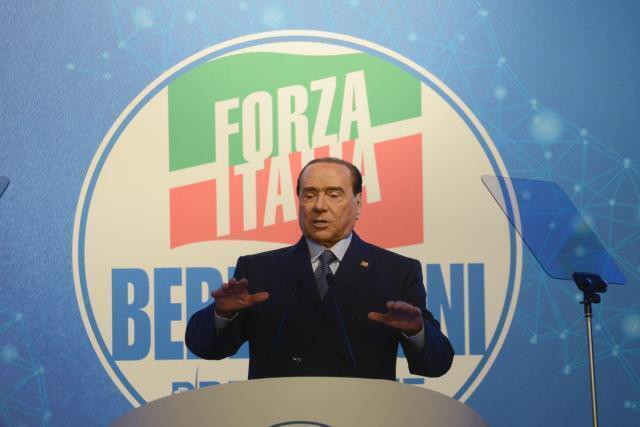 Ucraina, Berlusconi “Forza Italia non si discosta da posizione governo”