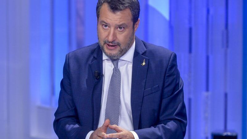 Manovra, Salvini “Non fa miracoli ma dà a chi ha più bisogno”