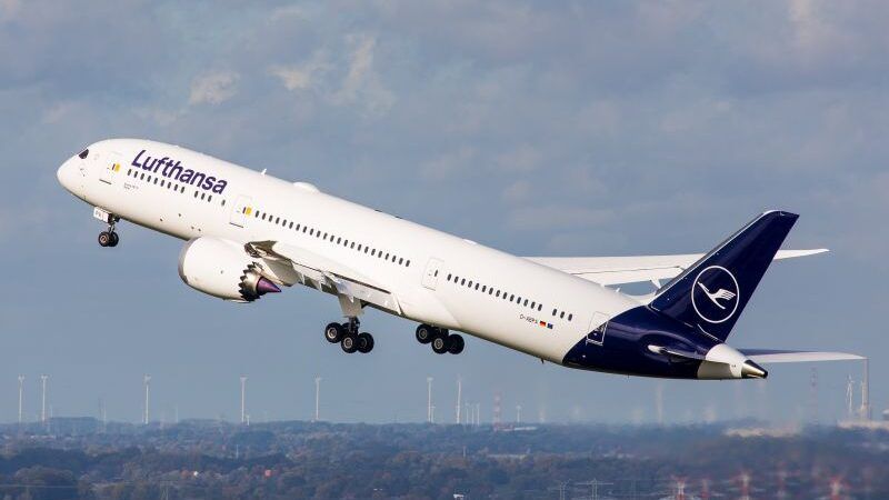 Da Lufthansa offerta per acquisire partecipazione in Ita Airways