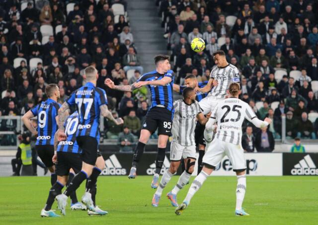 Pari e rissa, Juve-Inter 1-1 in andata semifinale Coppa Italia