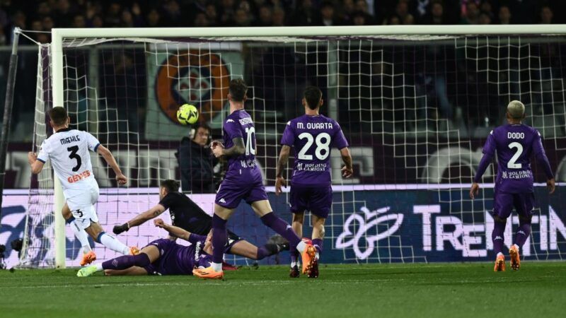 La sblocca Maehle, risponde Cabral: Fiorentina-Atalanta 1-1