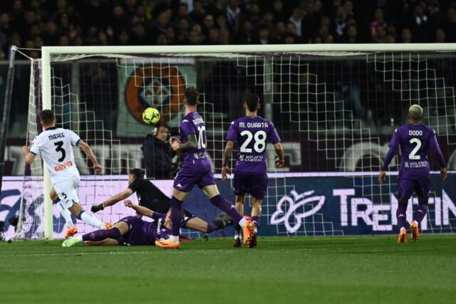 La sblocca Maehle, risponde Cabral: Fiorentina-Atalanta 1-1