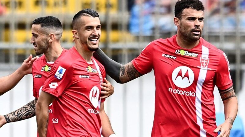 Il Monza piega il Napoli 2-0, a segno Mota e Petagna