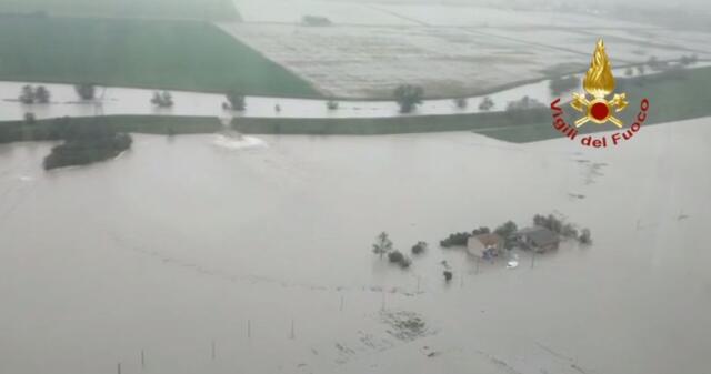 Alluvione in Emilia Romagna, allagamenti e abitazioni evacuate