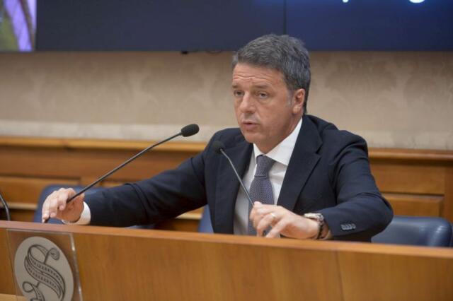 Riforme, Renzi “Firmo per elezione diretta premier, governo fa melina”