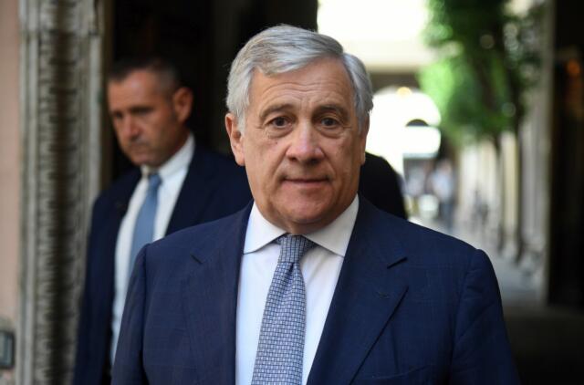 Migranti, Tajani “Presto meccanismi più stringenti per i rimpatri”