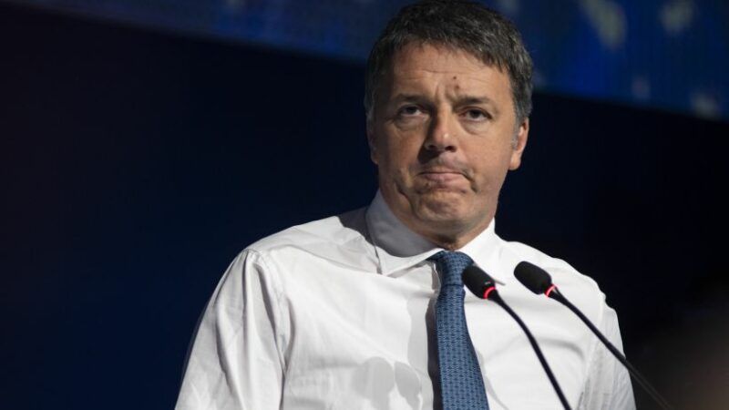 Renzi “Sui migranti Meloni sta perdendo la faccia”