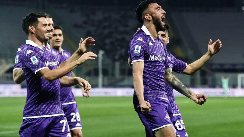 Successo viola nel posticipo, Cagliari sconfitto 3-0