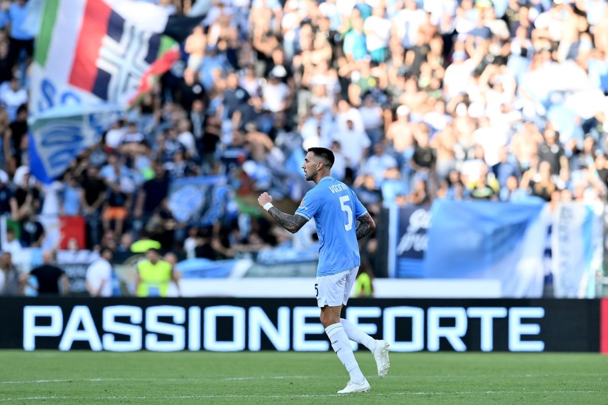 La Lazio piega l’Atalanta 3-2, decisivo Vecino
