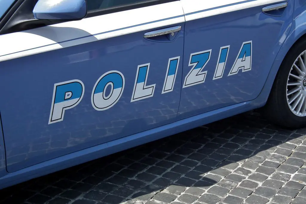 Arrestato per terrorismo in metropolitana a Milano, grida “Allah Akbar”