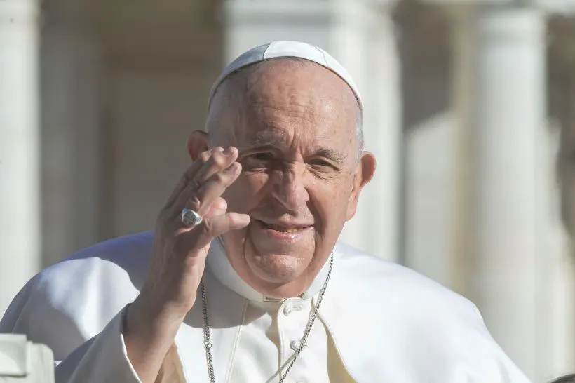 Papa Francesco “La guerra è una pazzia e una sconfitta”